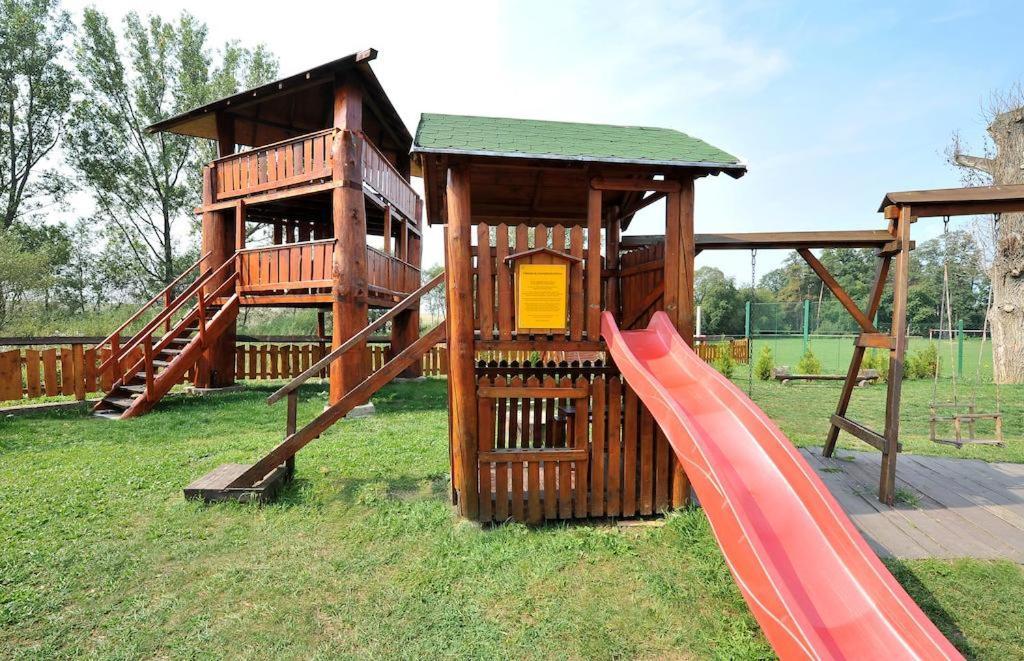 Chalúpka Bratov v resorte APLEND Veľký Slavkov Exterior foto